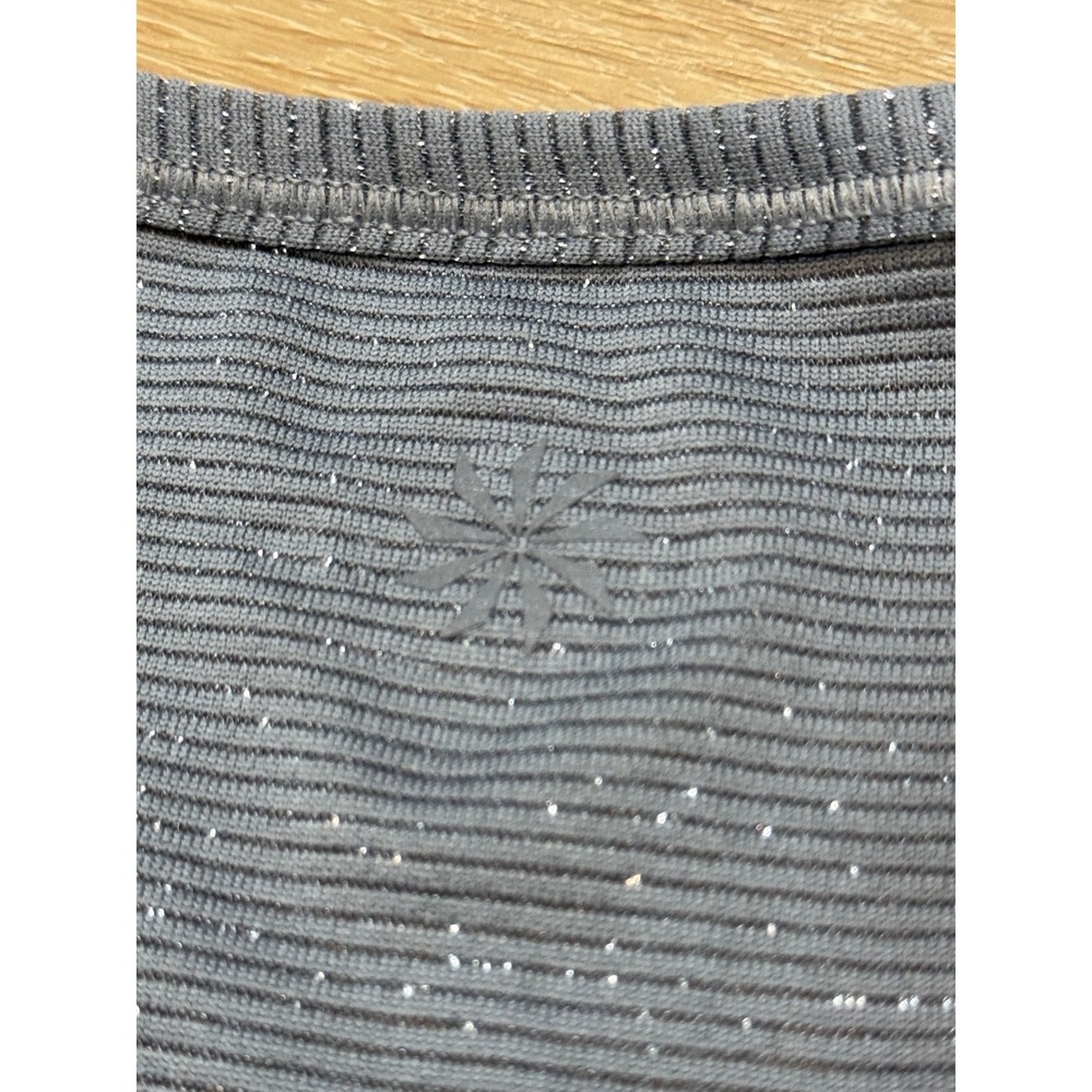 Athleta Gray Metallic Shimmer Long Sleeve Thumbhole Activewear Top Small - Picture 4 of 4
